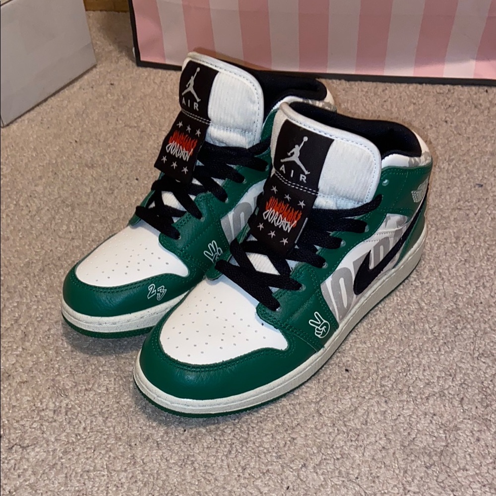 Air Jordan 1 Mid-Top Kids Youth Vibrant Green and White Sneakers Limited Edition